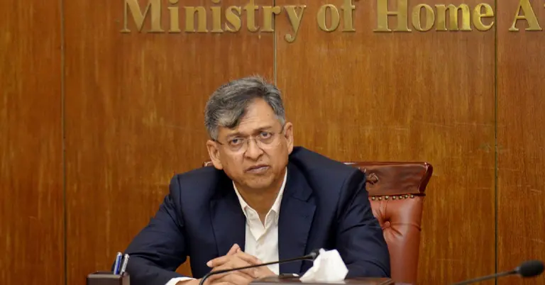 স্বরাষ্ট্রমন্ত্রী সালাহউদ্দিন আহমদ